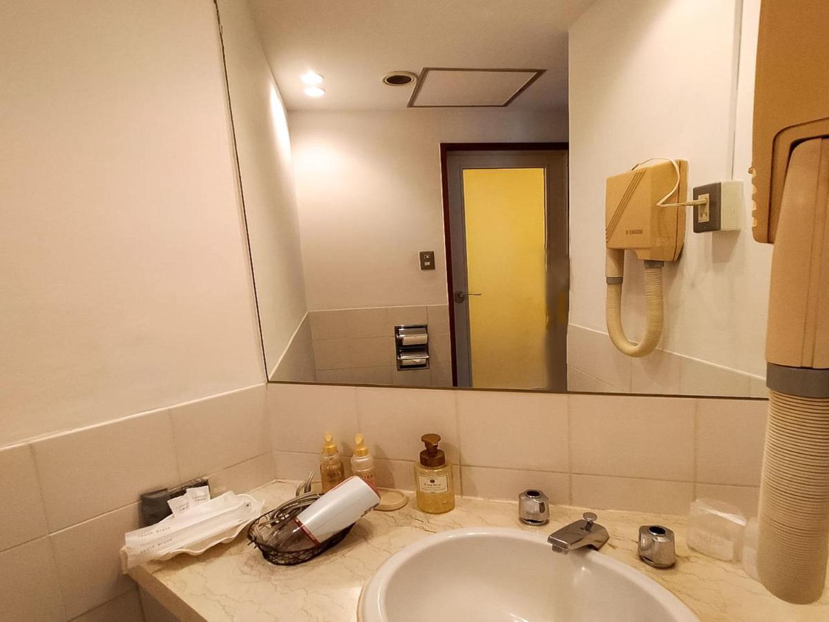 Hotel Posh Odavari Kültér fotó