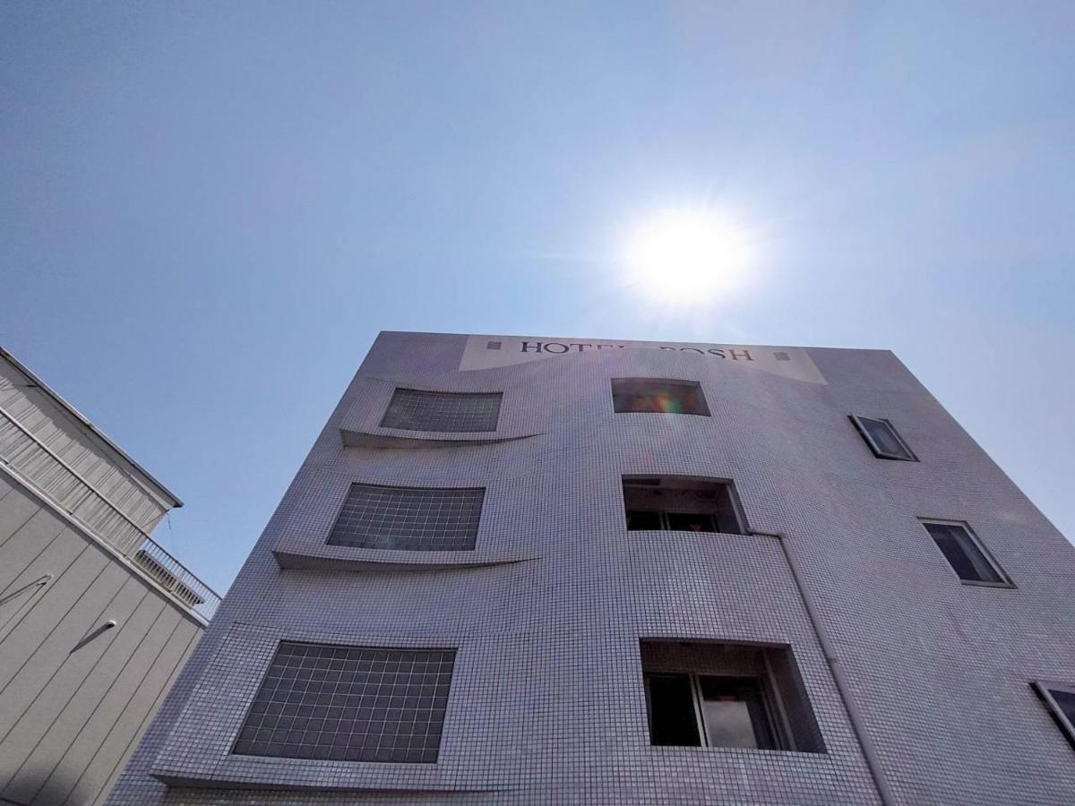 Hotel Posh Odavari Kültér fotó